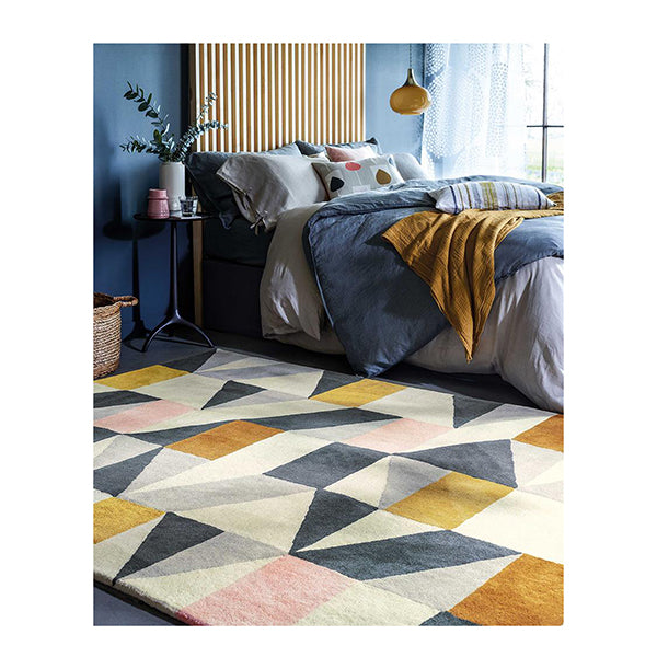 Nuevo Blush Contemporary Hand Tufted Rug